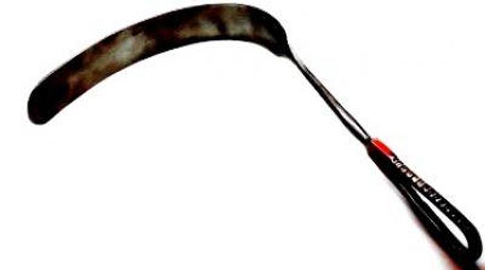 Used Retractor Abdominal Kelly 38 by 230mm Blade 270mm (10-1/2in)