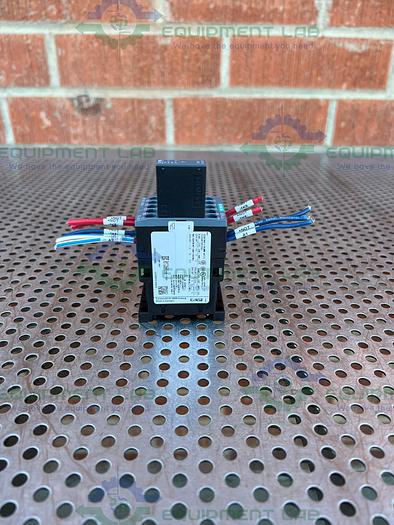 Used Siemens  3RT2015-1BB42 Contactor Relay