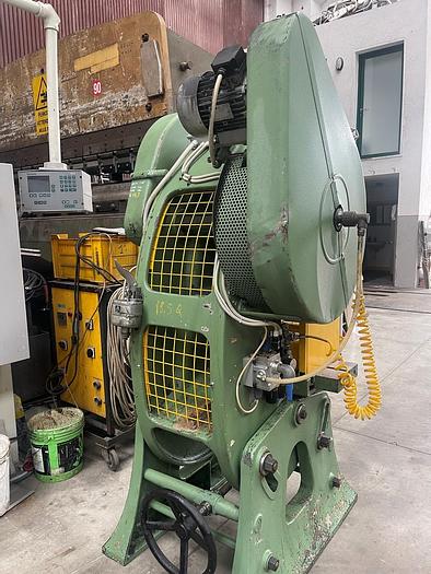 Usato PRESSA MECCANICA 40 TON (1)
