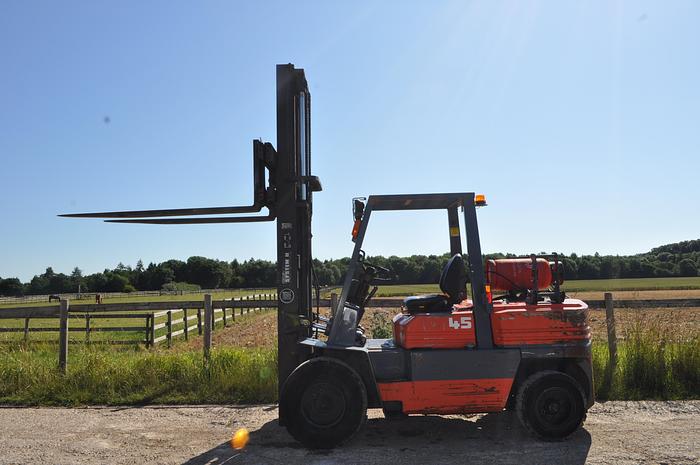 Used 1996 TOYOTA 02-5FG45