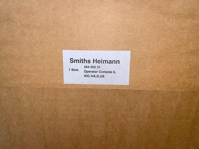 1 x Heimann Smiths Operator Console ILane for monitors and control panel, rollable