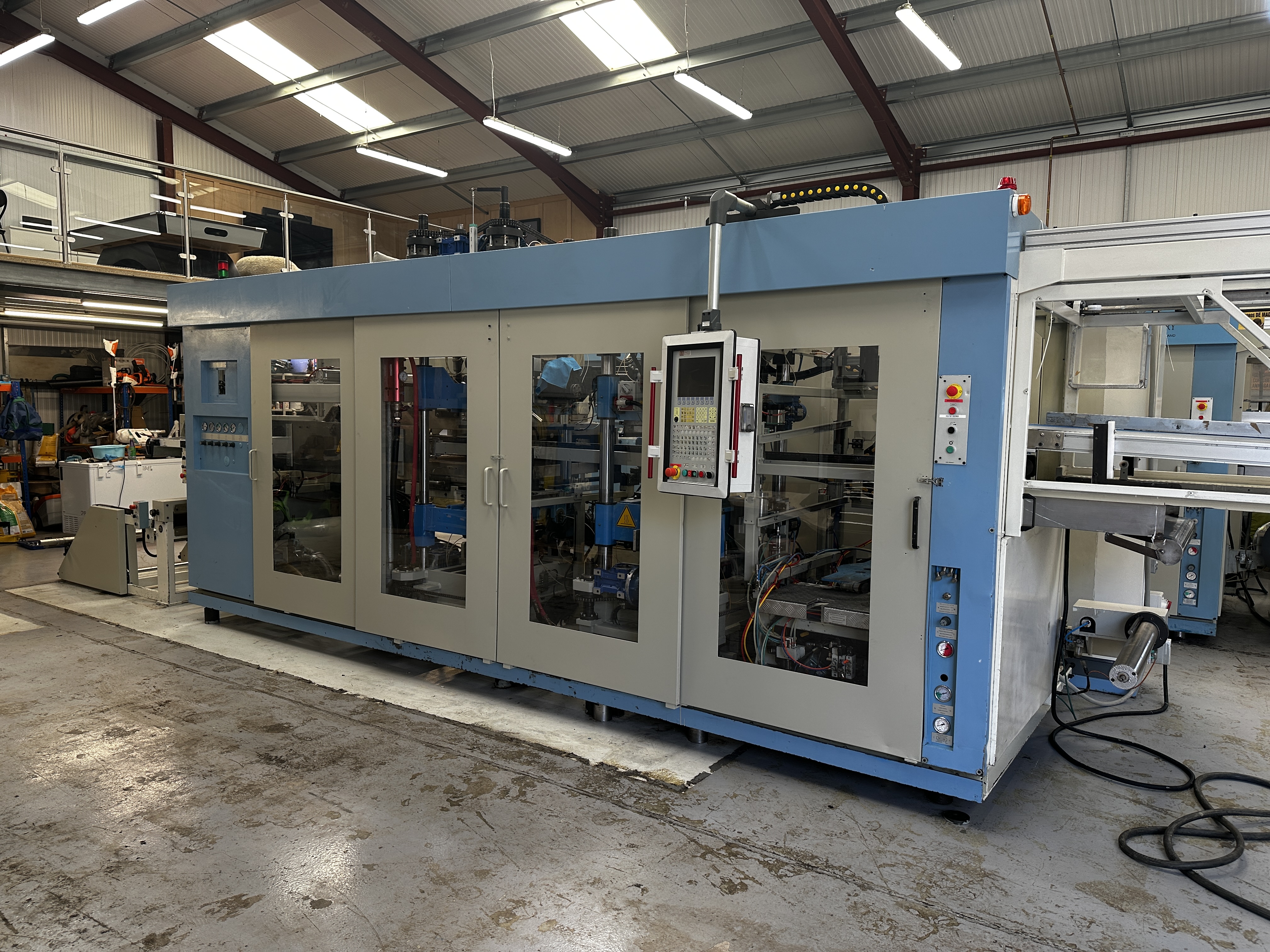 Used 2011 WM FC 780E Speedmaster