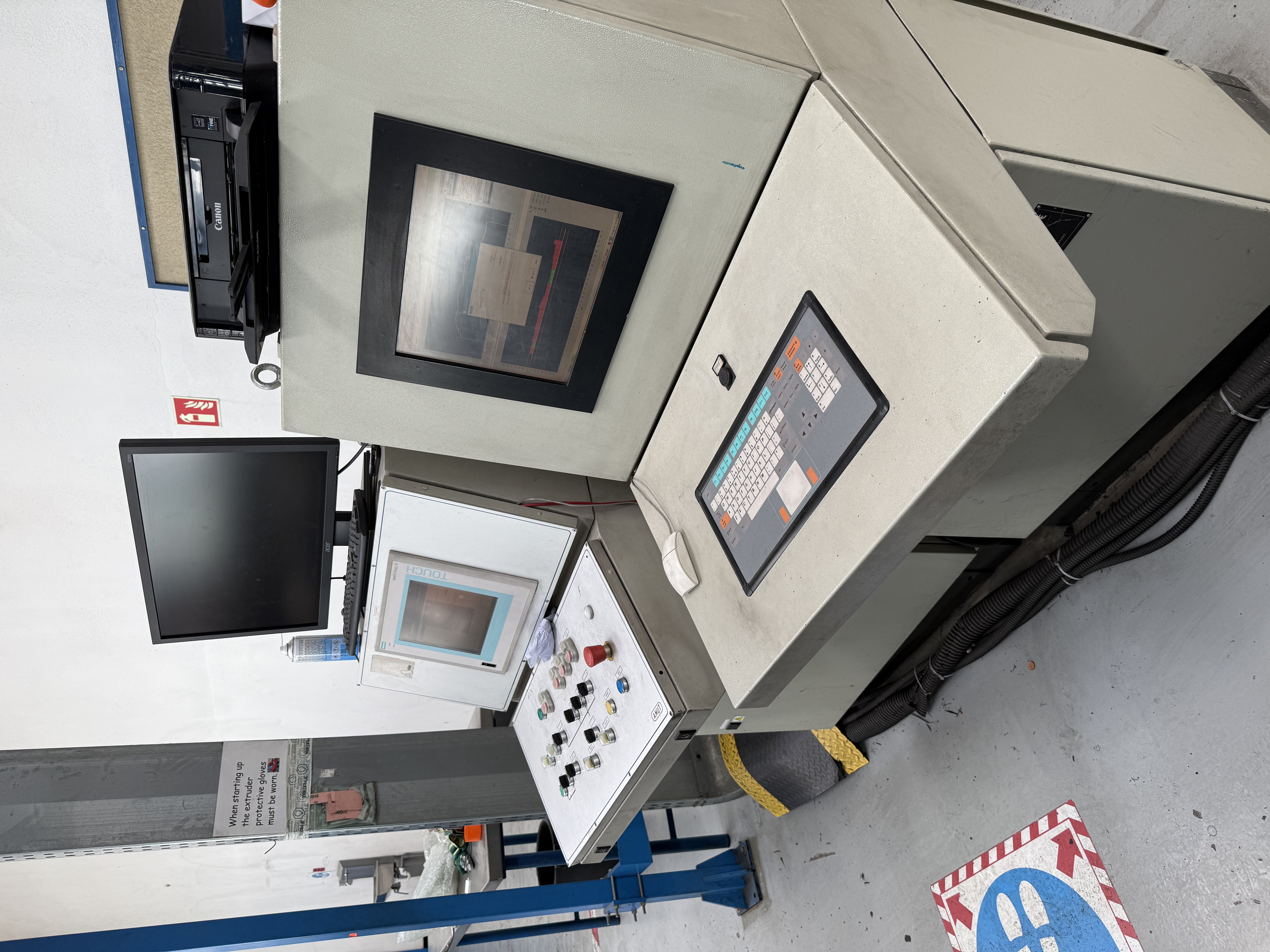 Used 2004 Amut Co-Extrusion Line