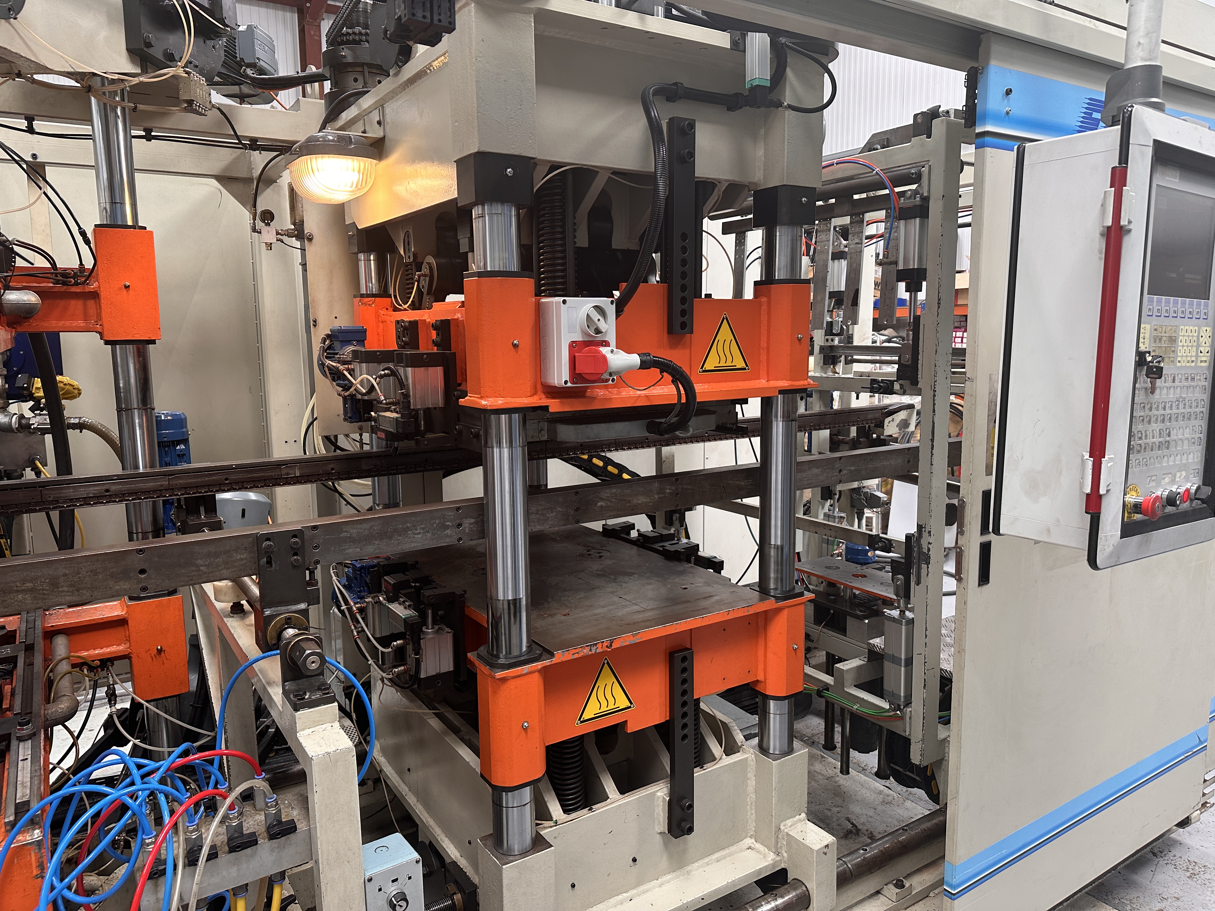 Used 2007 WM FC 780E