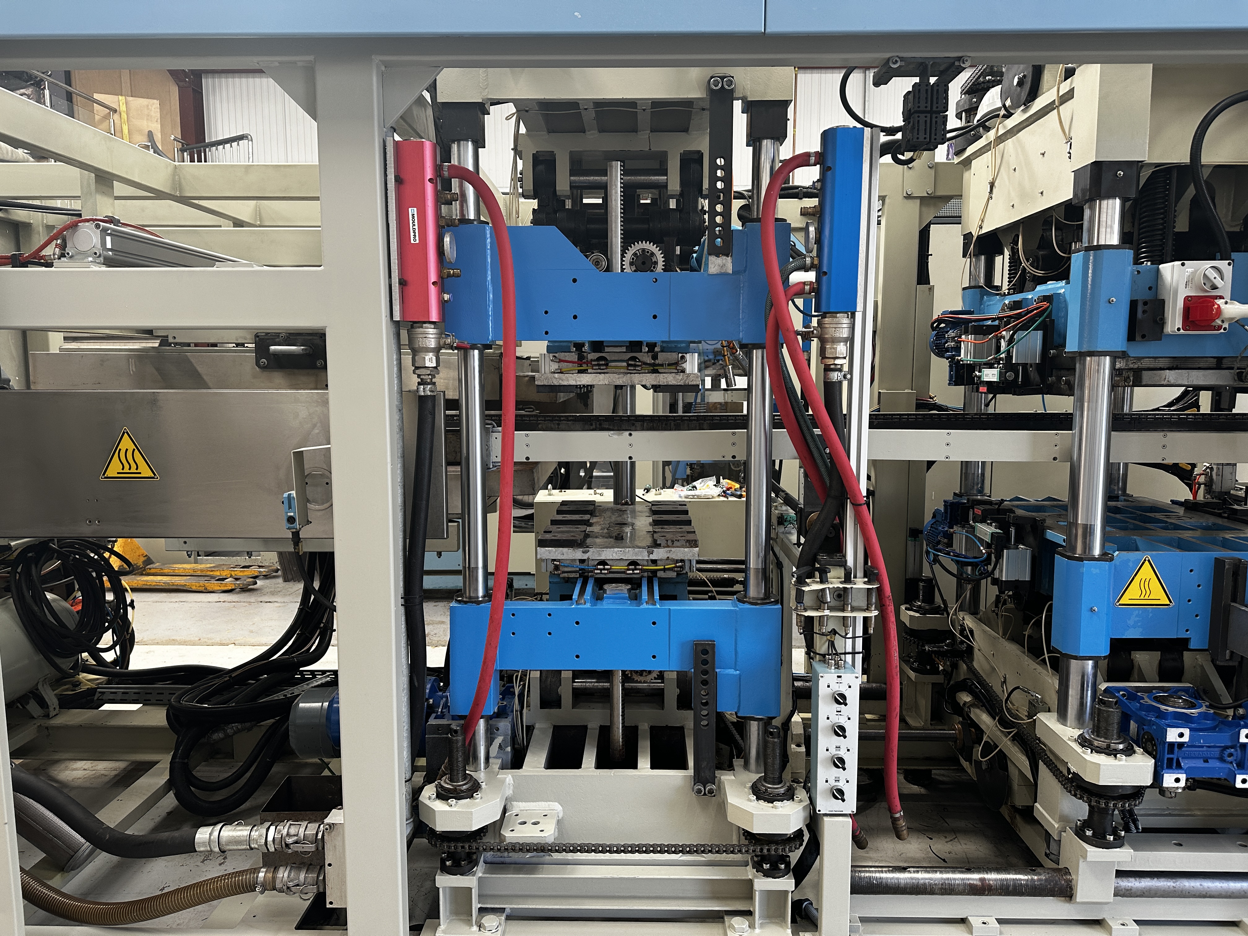 Used 2011 WM FC 780E Speedmaster