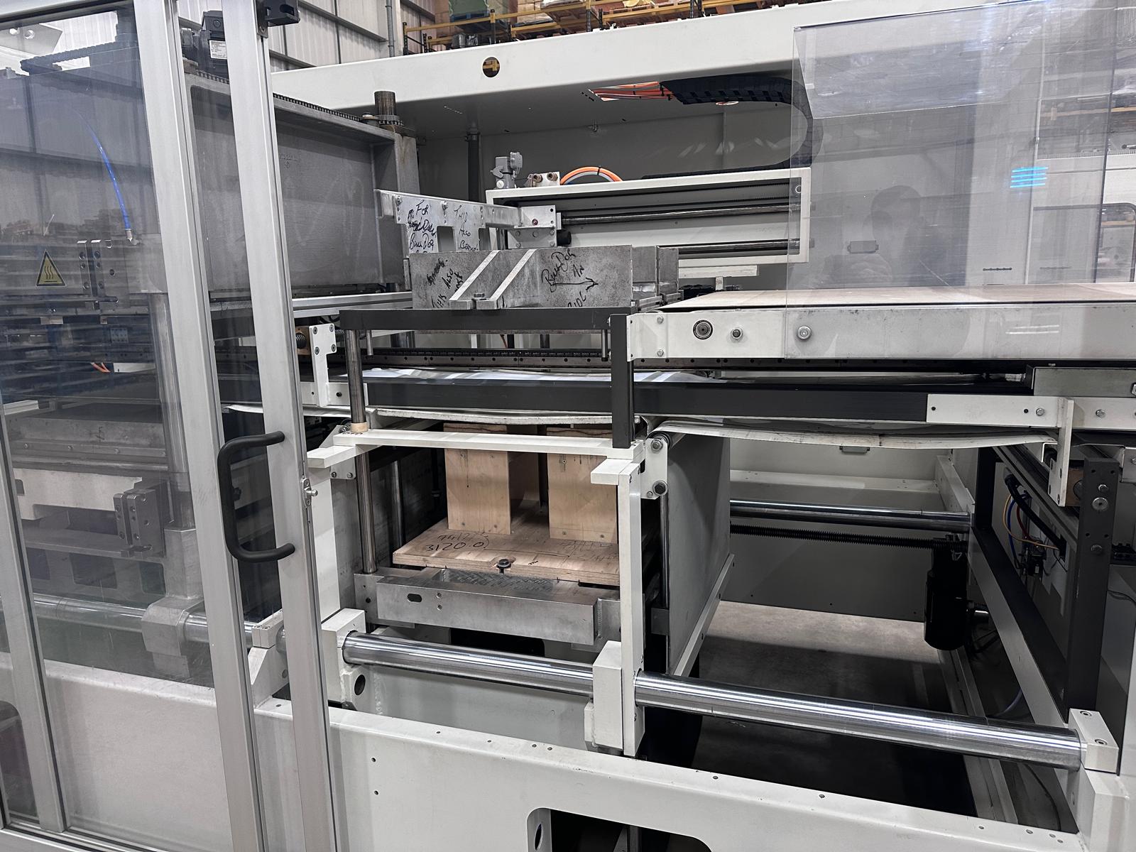 Used 2013 Illig RV 74-c