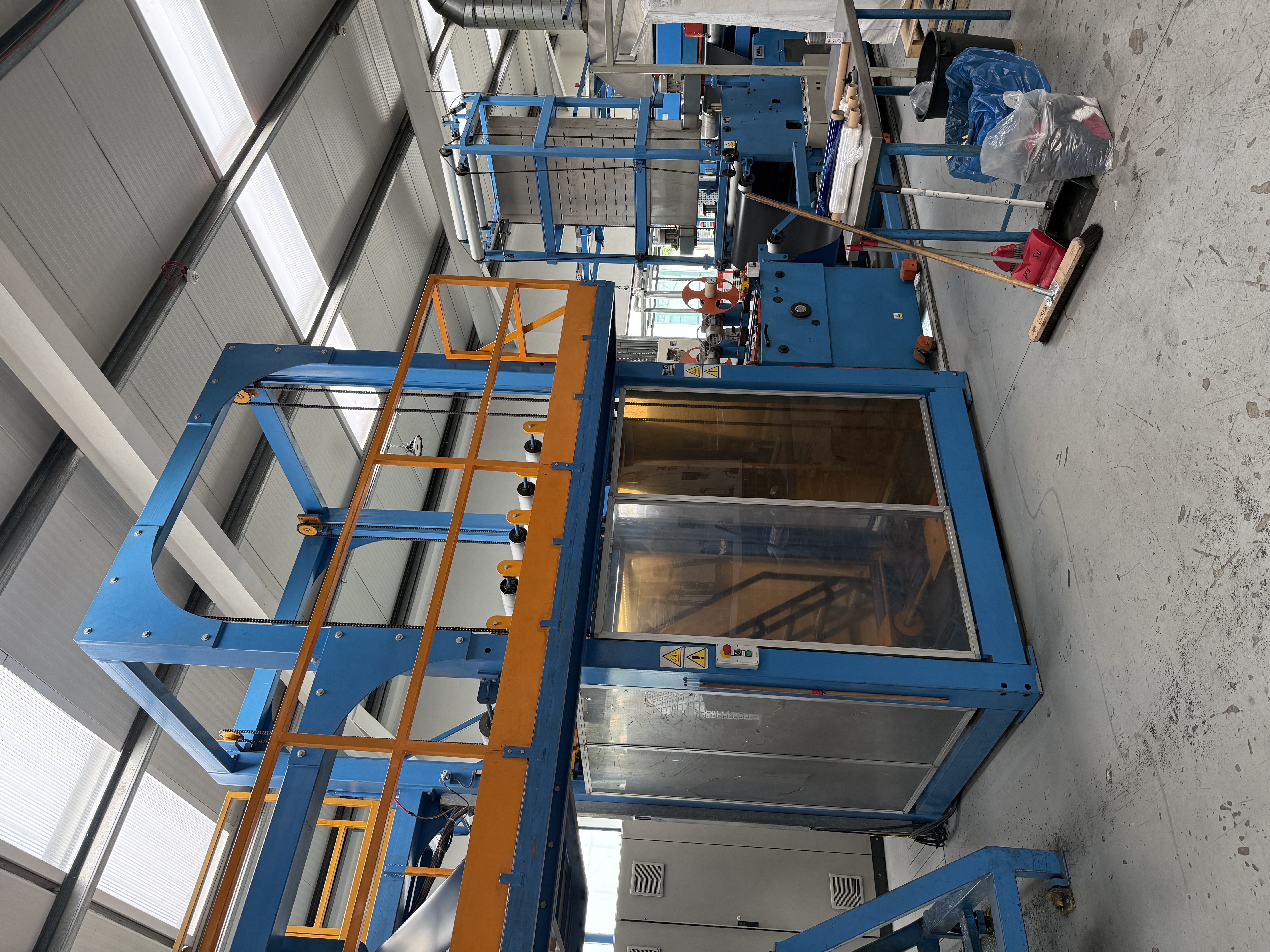 Used 2004 Amut Co-Extrusion Line