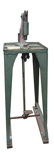 Used Handy Button Machine