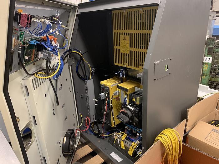 Used FANUC M16iB/10L WITH RJ3iC (R30iA) CONTROLLER