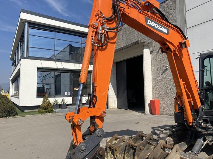 Usato 2016 DOOSAN DX63-3