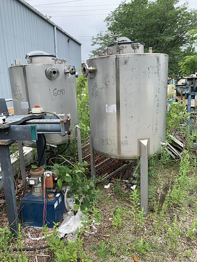 Used 200 GALLON/750 LITER MUELLER TANK – S/S – #6080