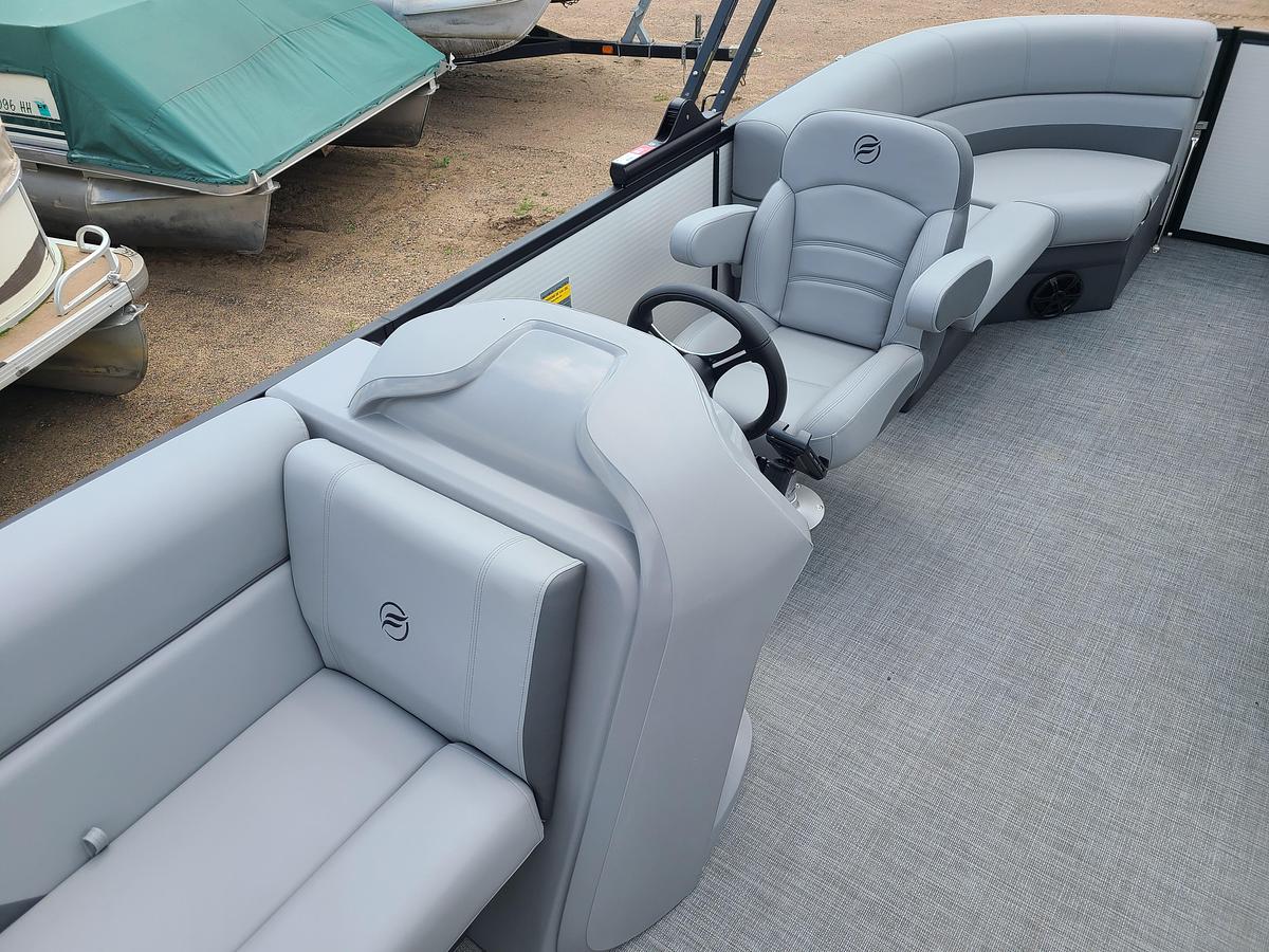Used 2026 Flagship Endurance E20CU With A 60HP Suzuki Motor
