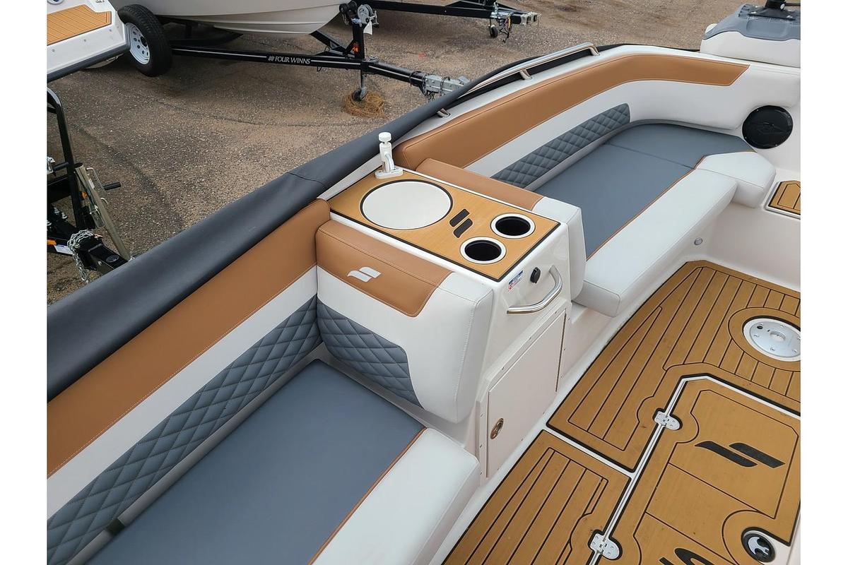 2025 Starcraft SVX 191 Deck Boat W/ A 150HP Suzuki & Trailer