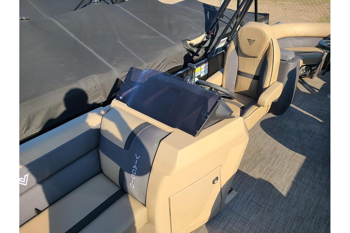 2025 Viaggio Lago X22U