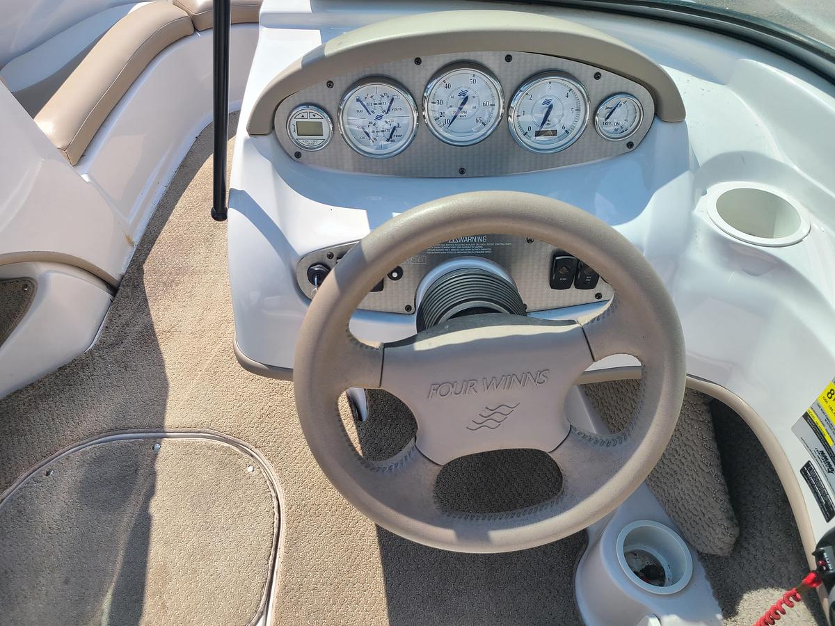 Used 2006 Four Winns 190 Horizon
