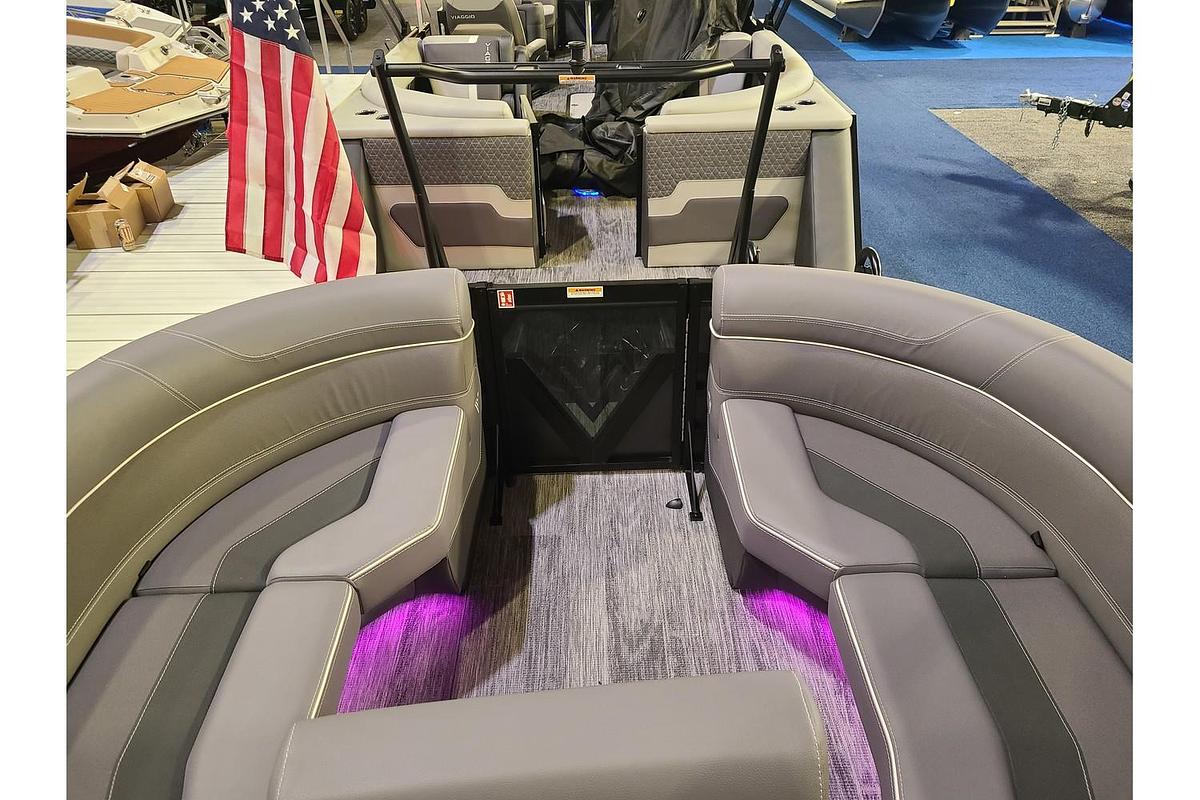 2026 Viaggio Diamante 24Q Tritoon W/ A 350HP Suzuki Motor