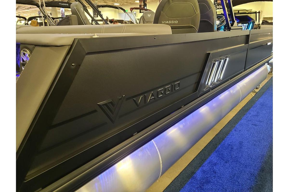 2026 Viaggio Diamante 24Q Tritoon W/ A 350HP Suzuki Motor