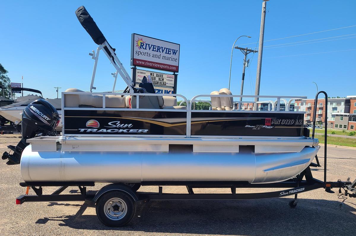 Used 2020 Sun Tracker Bass Buggy 16 DLX With A 25HP Mercury Motor & Trailer