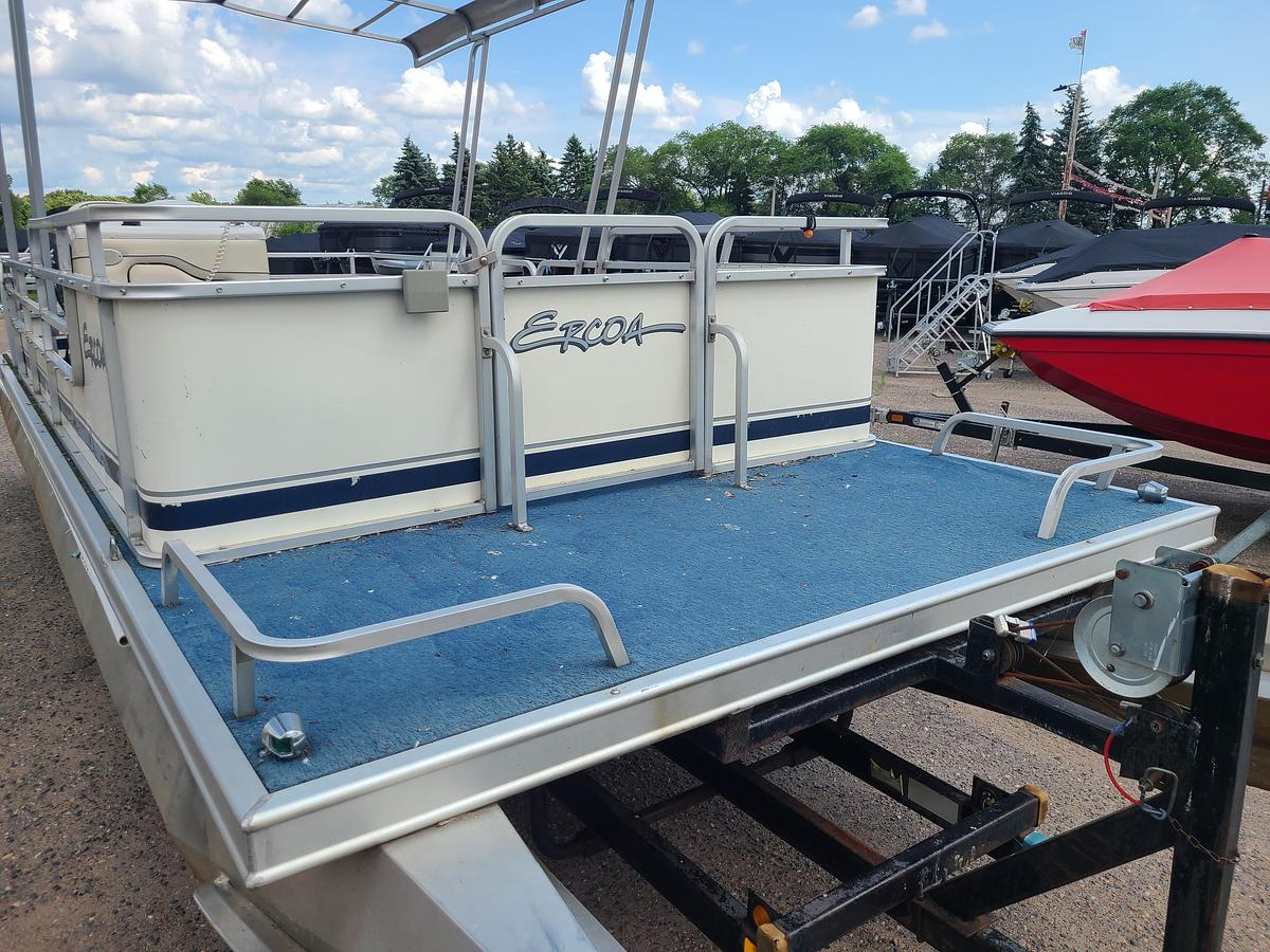 Used 1985 Ercoa 25' With A 75HP Evinrude ETEC Motor