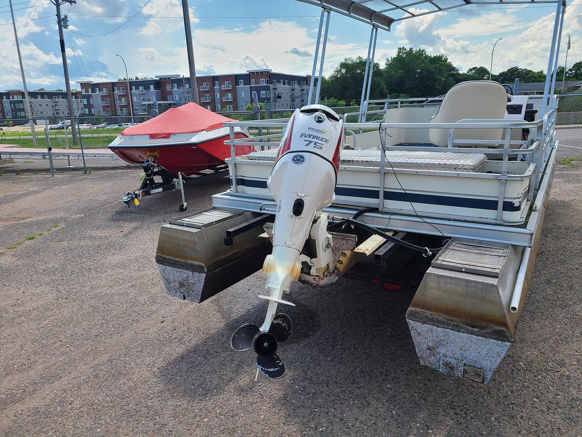 Used 1985 Ercoa 25' With A 75HP Evinrude ETEC Motor