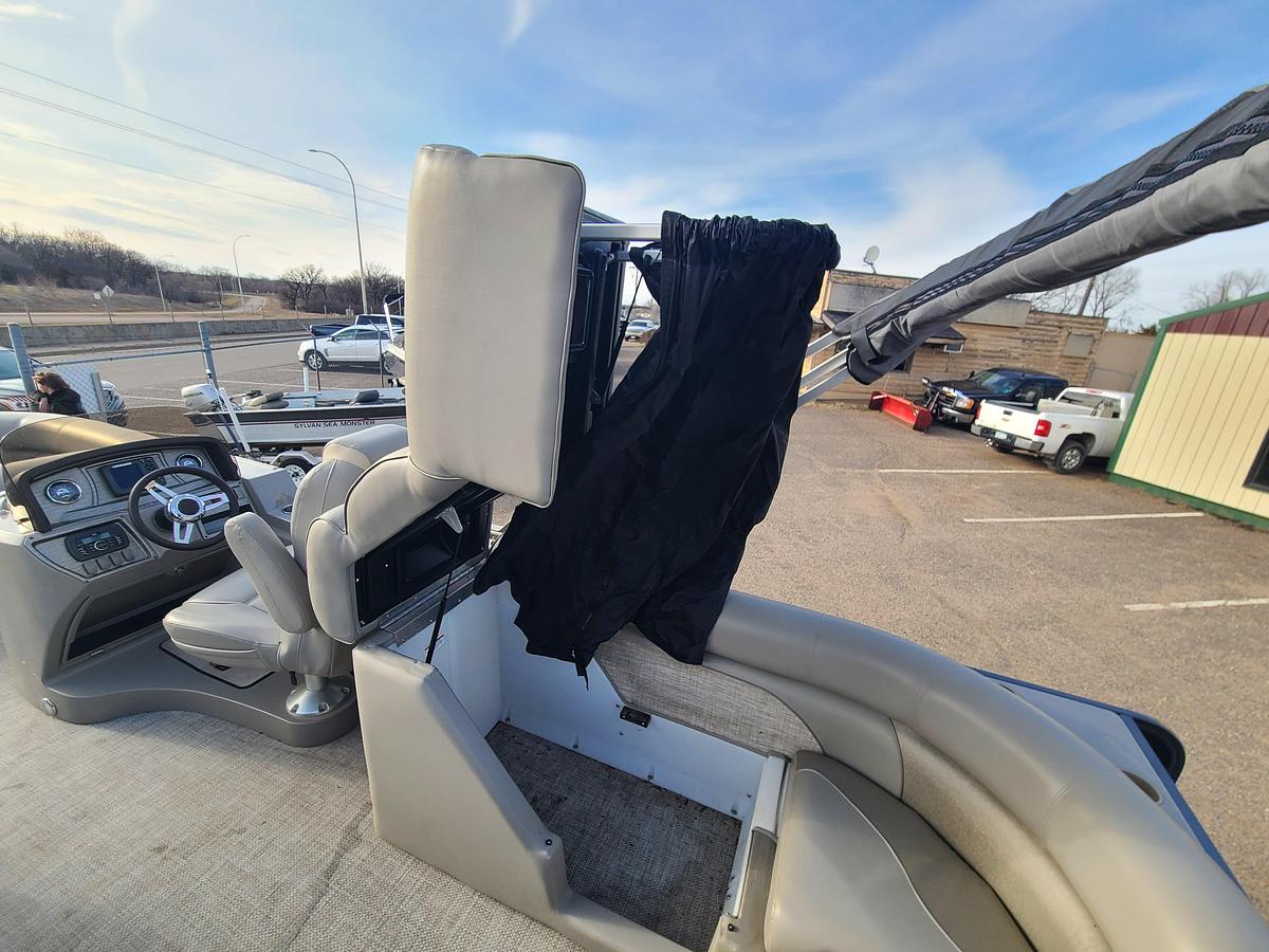 Used 2018 Premier 230 Sunsation RF With A 115HP Mercury Motor