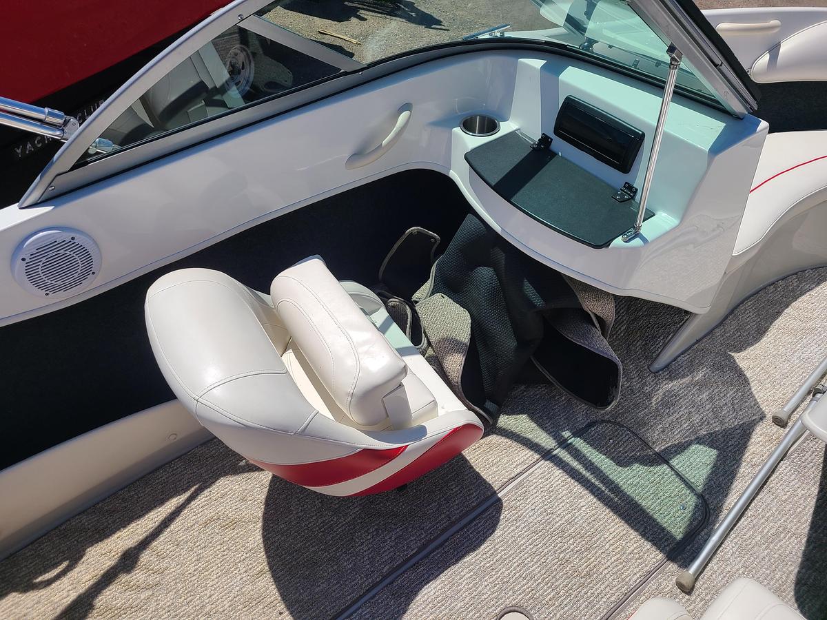 Used 2011 Rinker 186 Captiva