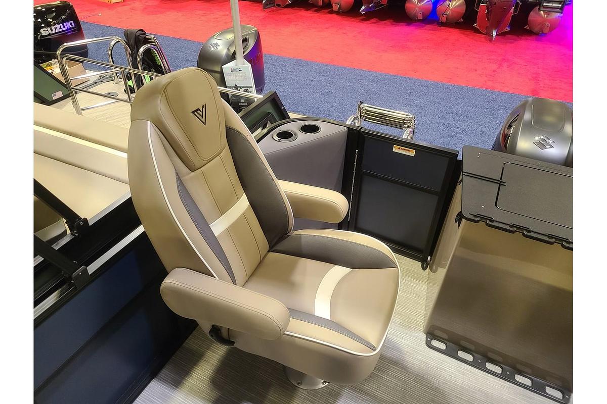 2025 Viaggio Lago X20F W/ 115HP Suzuki Motor