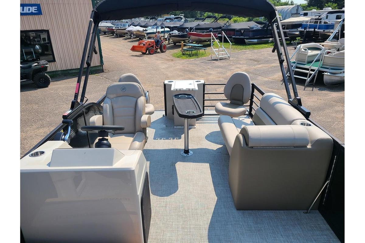 2024 Flagship 18FC