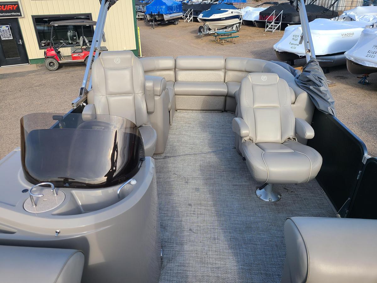Used 2018 Premier 230 Sunsation RF With A 115HP Mercury Motor