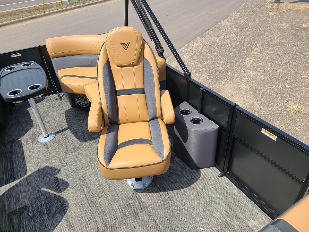 2025 Viaggio Lago X18U W/ 60HP Suzuki Motor