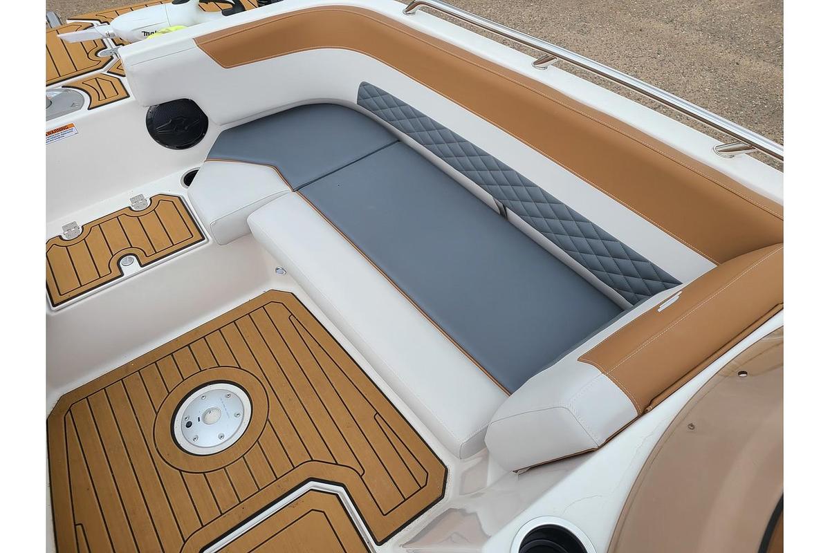 2025 Starcraft SVX 191 Deck Boat W/ A 150HP Suzuki & Trailer
