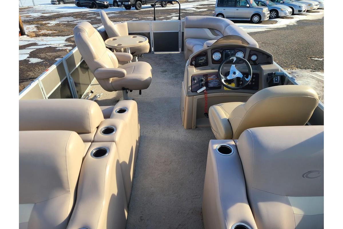 Used 2013 Crest 230SLR