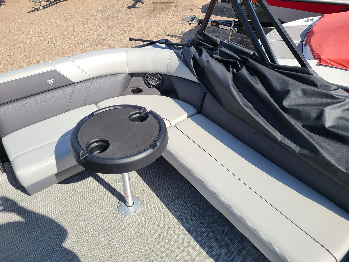 2026 Viaggio Lago V18C With A 60HP Suzuki Motor
