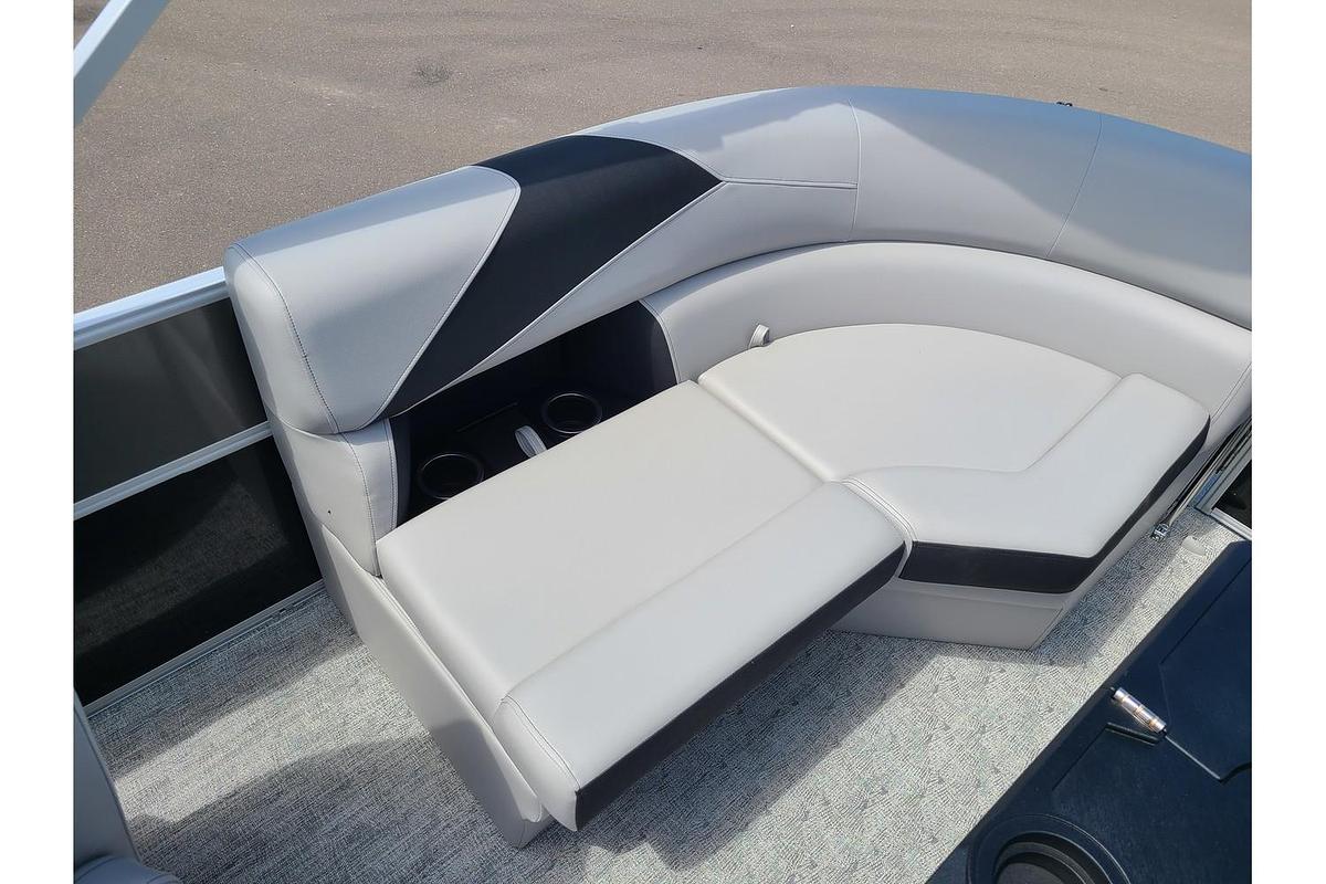 2024 Trifecta 20RF LE With A 60HP Suzuki Motor