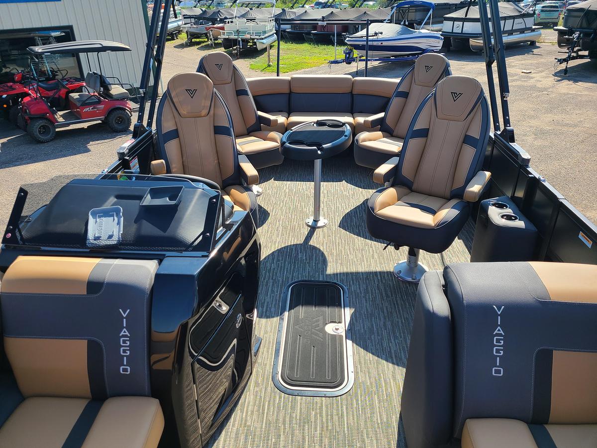 2026 Viaggio Lago X22Q Tritoon With A 200HP Suzuki Stealth Motor