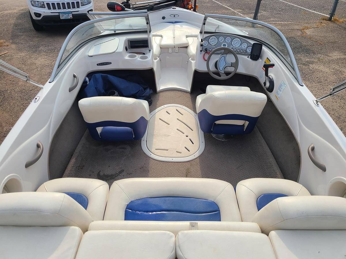 Used 2004 Tahoe Q4 Fish & Ski