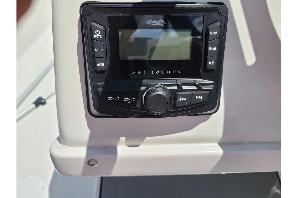 2025 Starcraft SV16 W/ A 90HP Suzuki Motor & Trailer