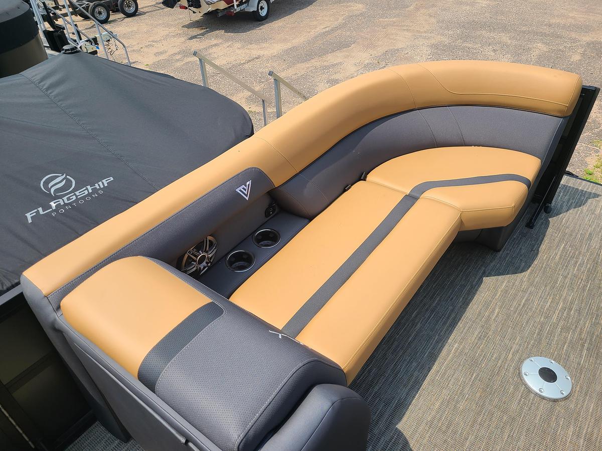 2026 Viaggio Lago X22U Tritoon