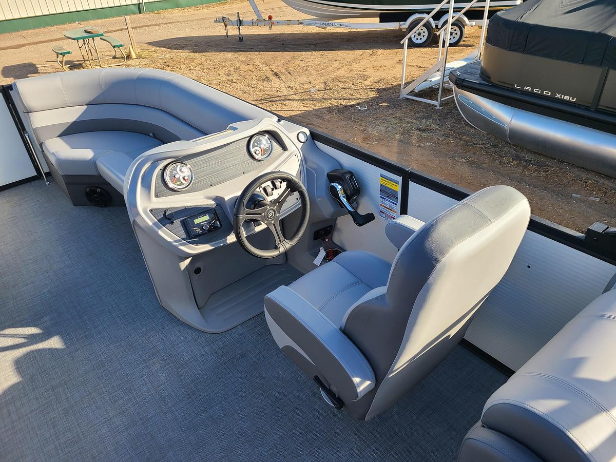 2026 Flagship Endurance E22CU Sportoon W/ Suzuki 200HP Motor **Demo Pontoon**