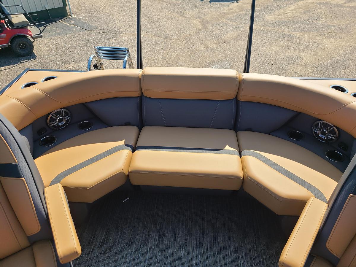 2026 Viaggio Lago X22Q Tritoon With A 200HP Suzuki Stealth Motor