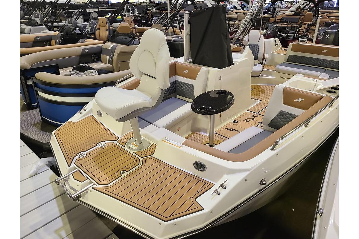 2026 Starcraft SVX 231 OB