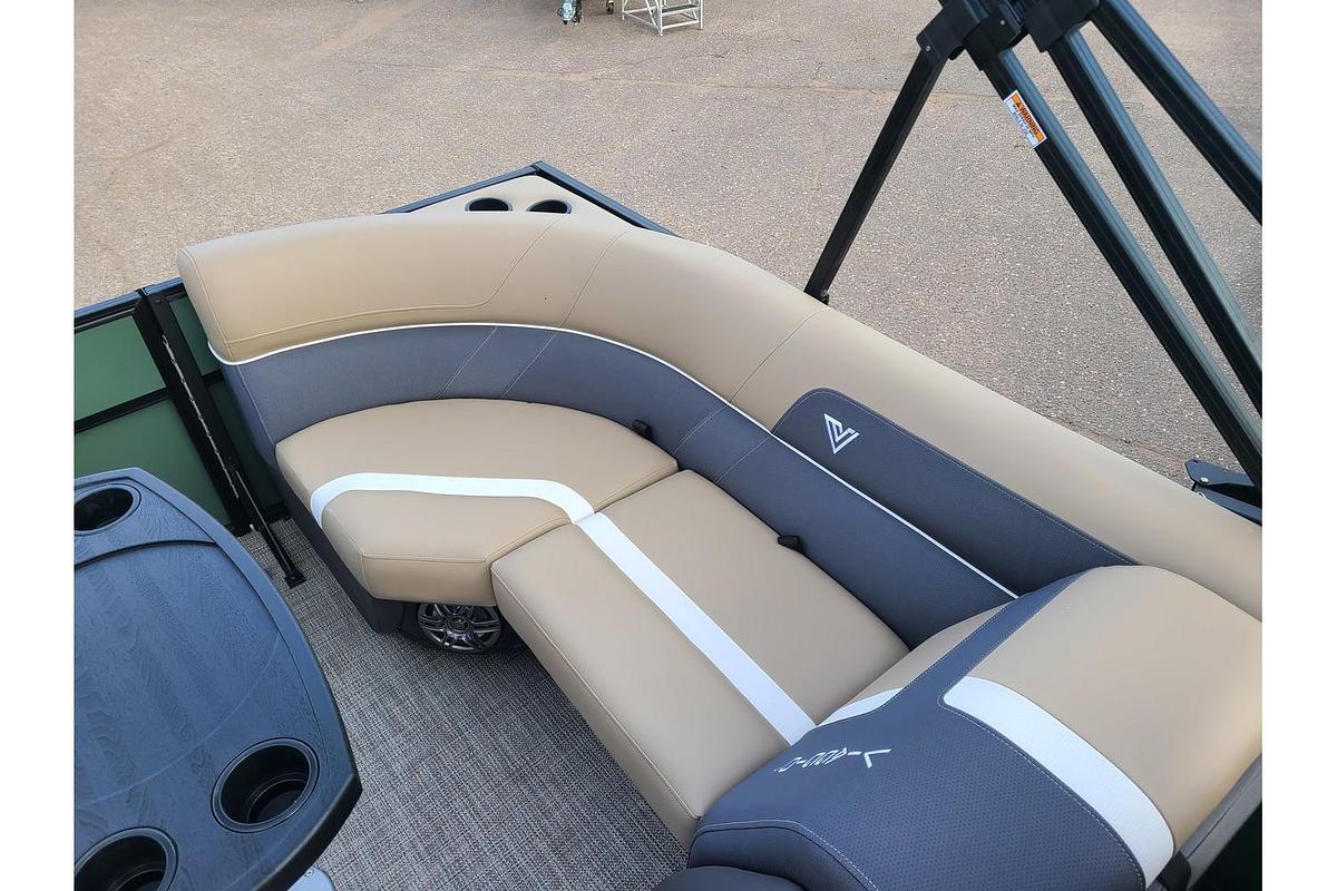 2025 Viaggio Lago X22U