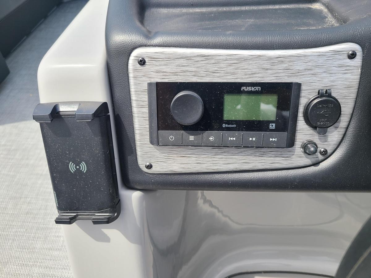 2026 Flagship Discover D22RF With A 115HP Suzuki Motor