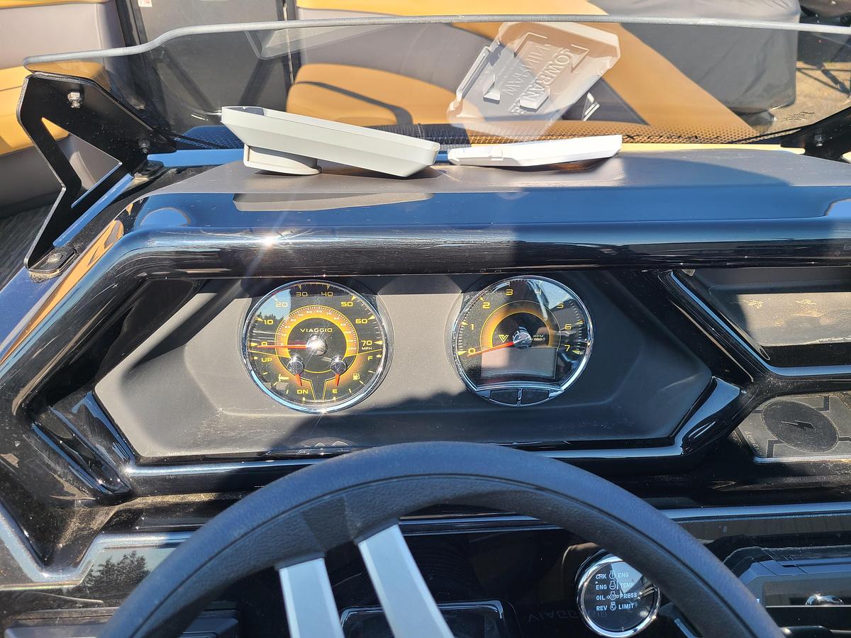 2026 Viaggio Lago X22Q Tritoon With A 200HP Suzuki Stealth Motor
