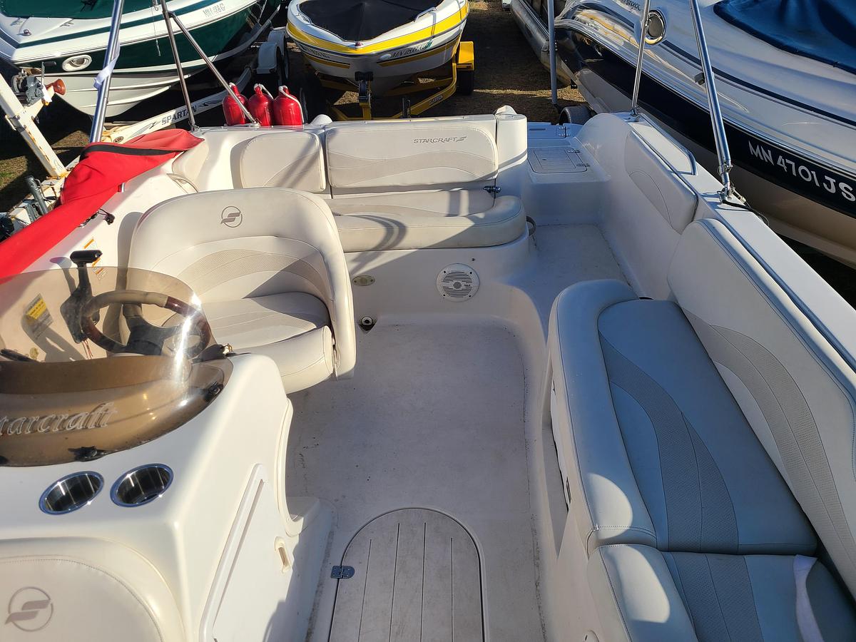Used 2003 Starcraft 2000 Aurora