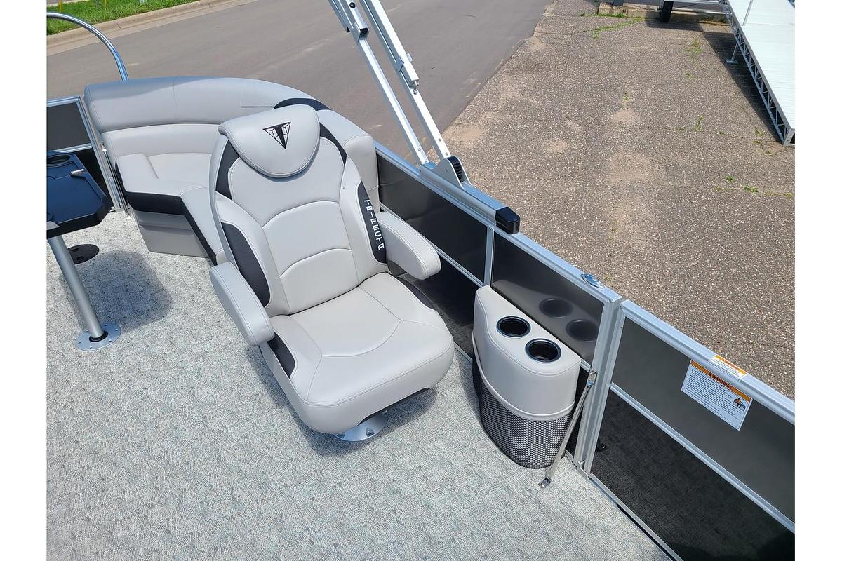 2024 Trifecta 20RF LE With A 60HP Suzuki Motor