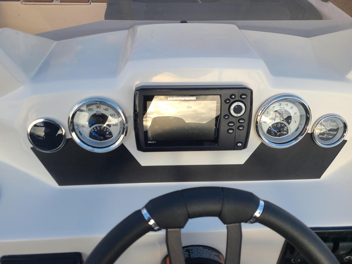 2026 Starcraft SVX 171 W/ A Suzuki 115HP Motor & Trailer