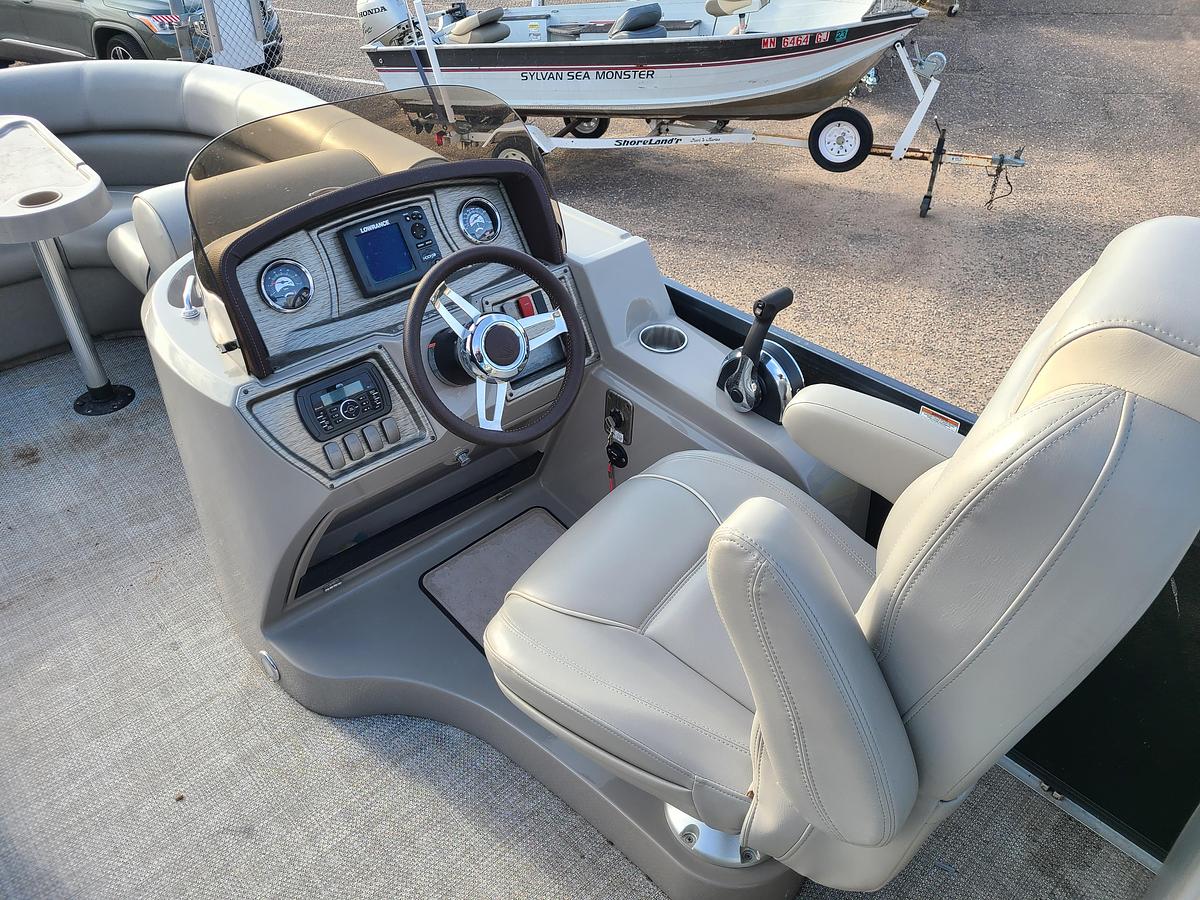Used 2018 Premier 230 Sunsation RF With A 115HP Mercury Motor