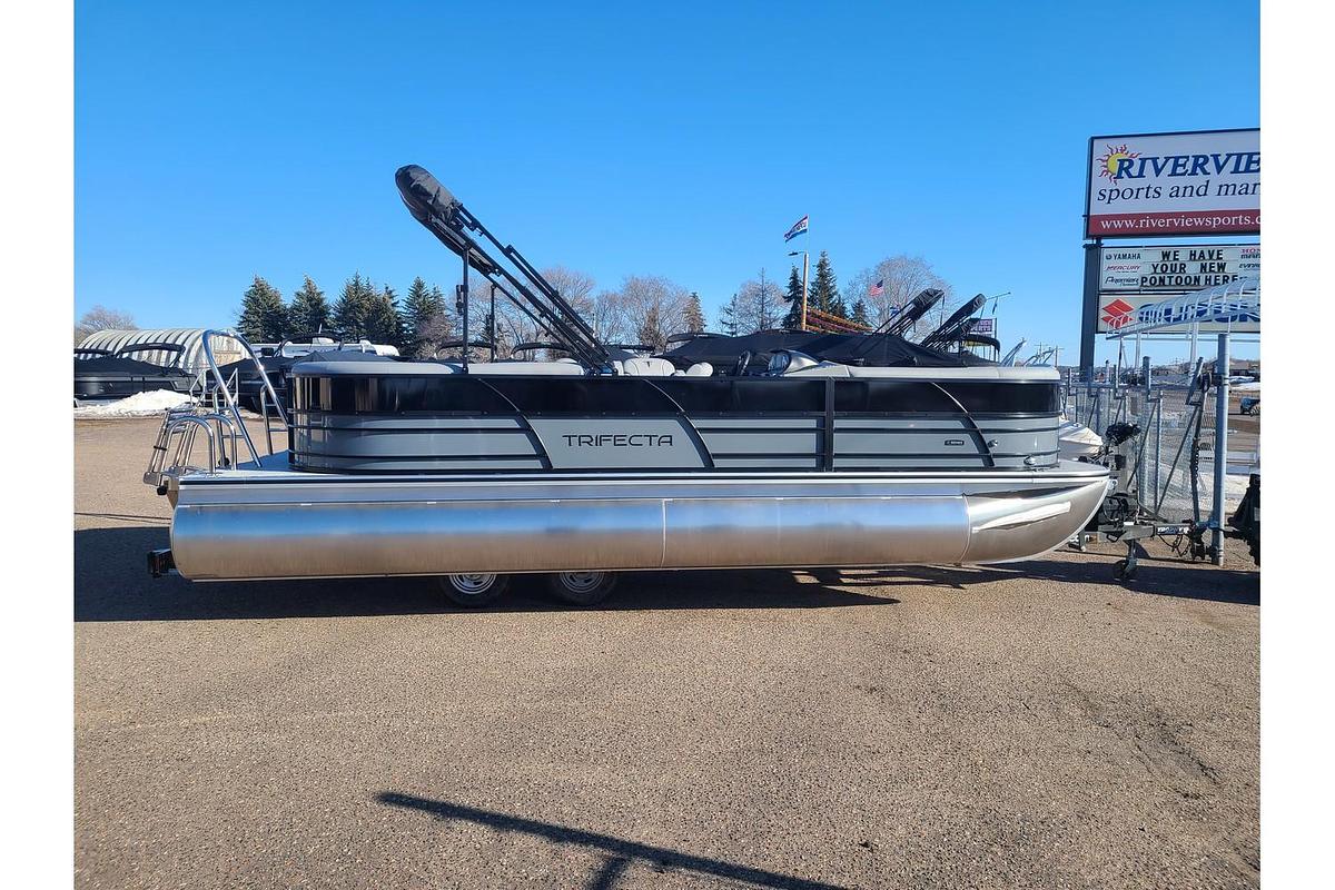 2023 Trifecta C Series 24RF