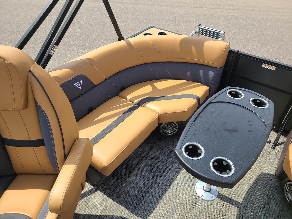 2025 Viaggio Lago X18U W/ 60HP Suzuki Motor